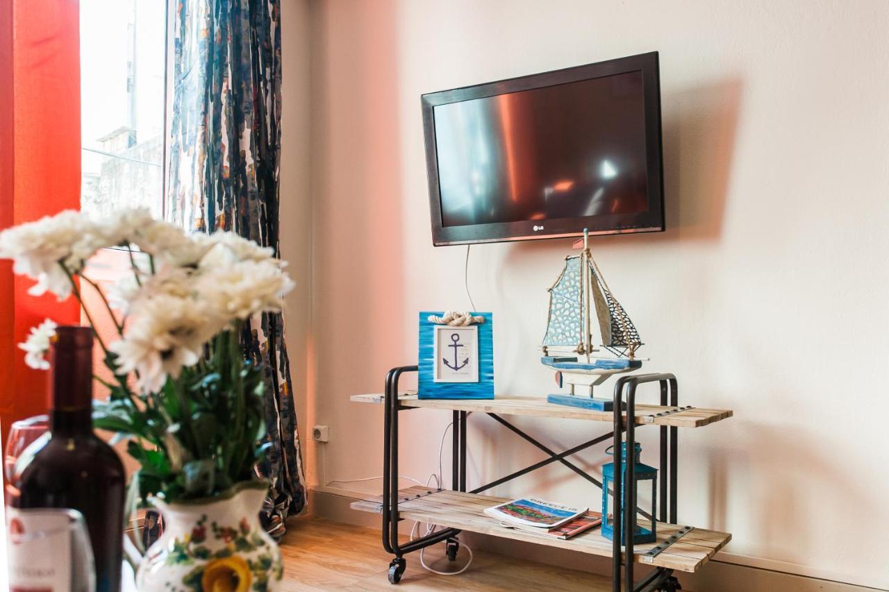 Tostay-Unique Apartment Hotel In Athens Center! Ngoại thất bức ảnh